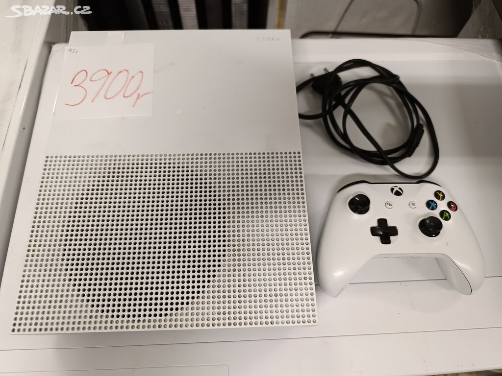 Herní konzole XBOX One S / 1 TB / model 1681