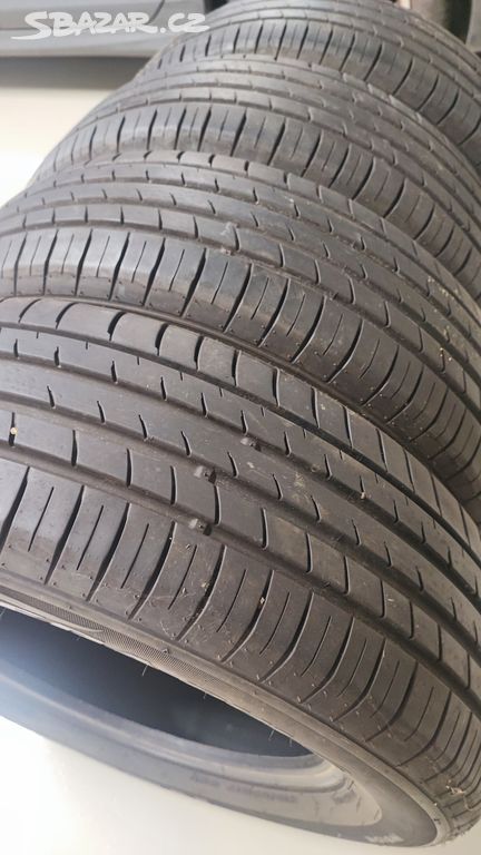 Sada 215/65/R17 Nexen NFera RU1 SUV. Vzorek 7-6.5