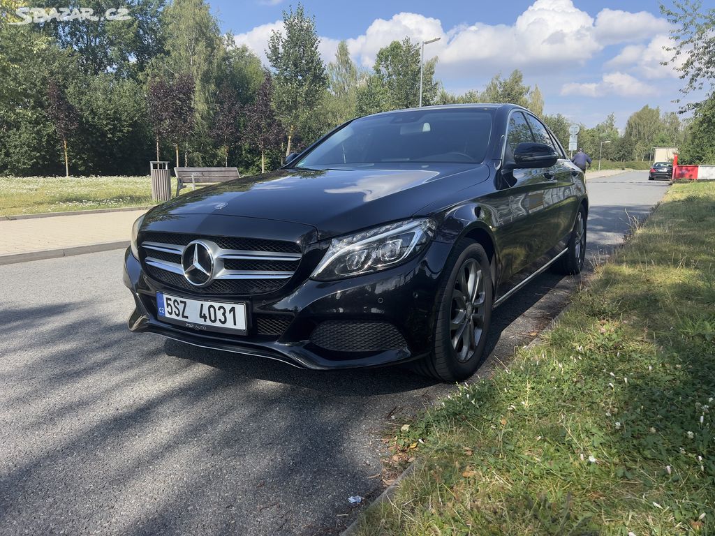 Mercedes-Benz C 220d 125kW sedan 110 000 km