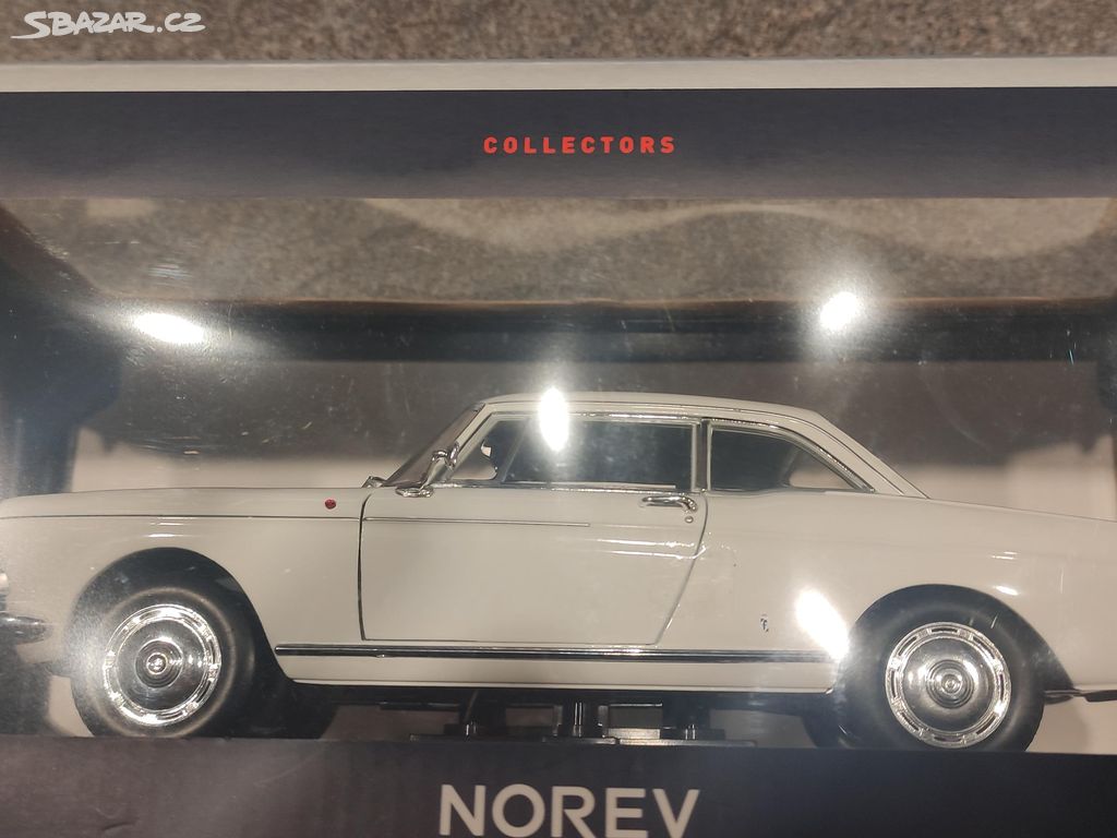 Peugeot 404 coupe 1:18 Norev