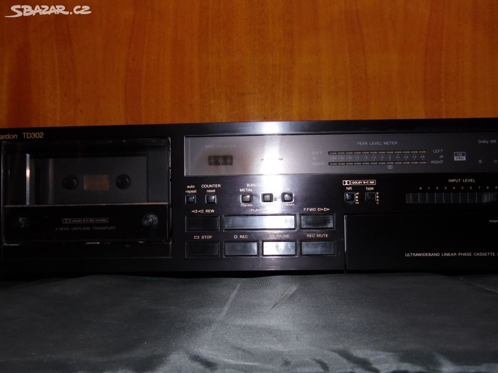 Stereo cassette tape deck HARMAN/KARDON TD302