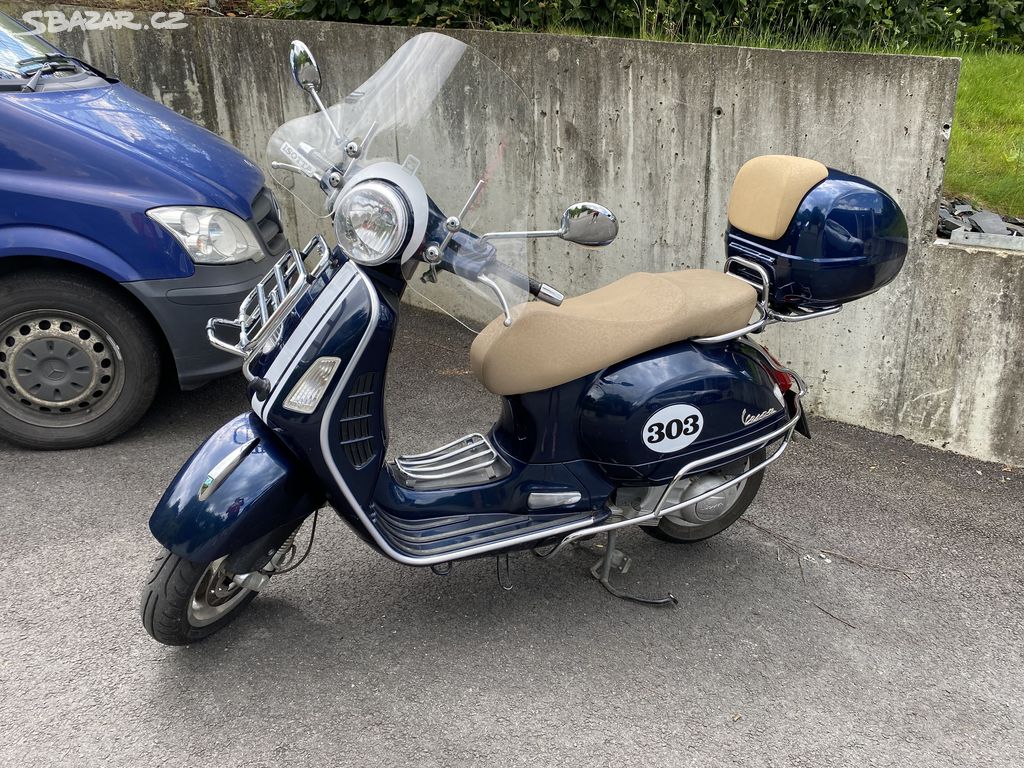 Vespa GTS 125