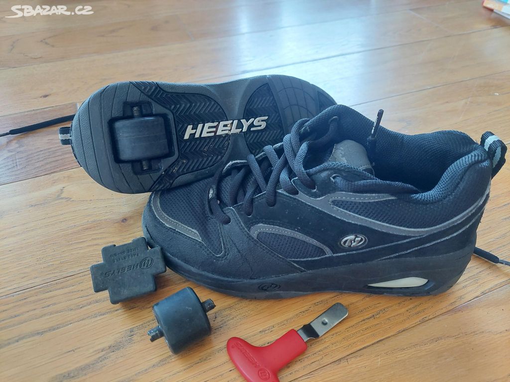 Prodám kolečkové boty Heelys EUR 39 - černé