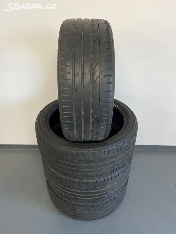 Letní pneumatiky 235/40/19, Bridgestone