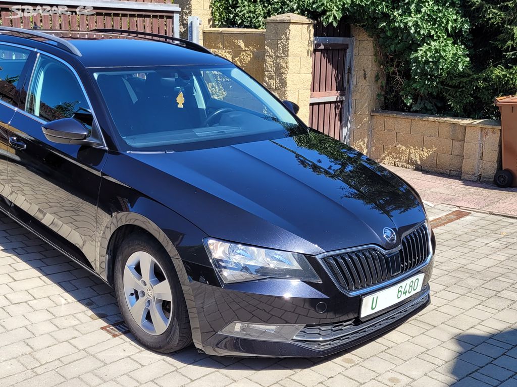 Škoda Superb 3 TDi model 2019 NAVI kamera serviska