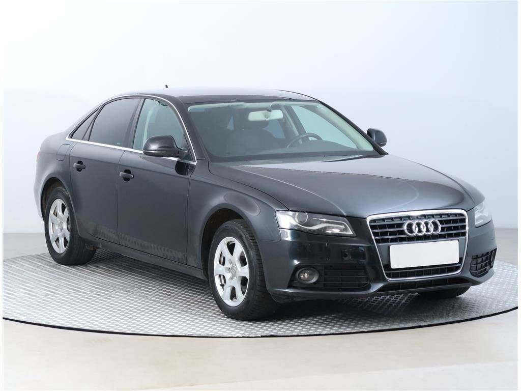 Audi A4, 2.0 TDI, Serv.kniha, Xenony