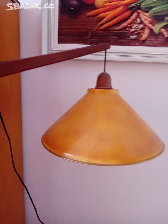 závěsná lampa