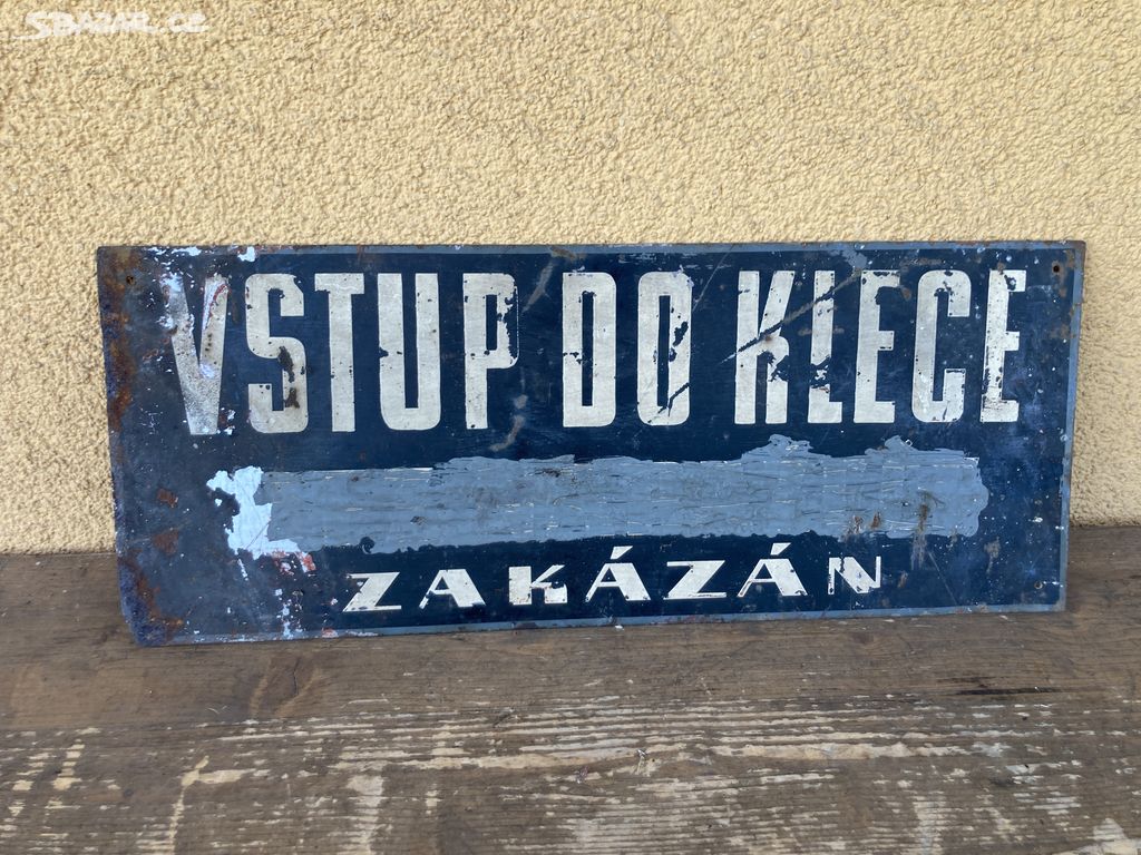 Smaltovaná cedule - Vstup do klece zakázán