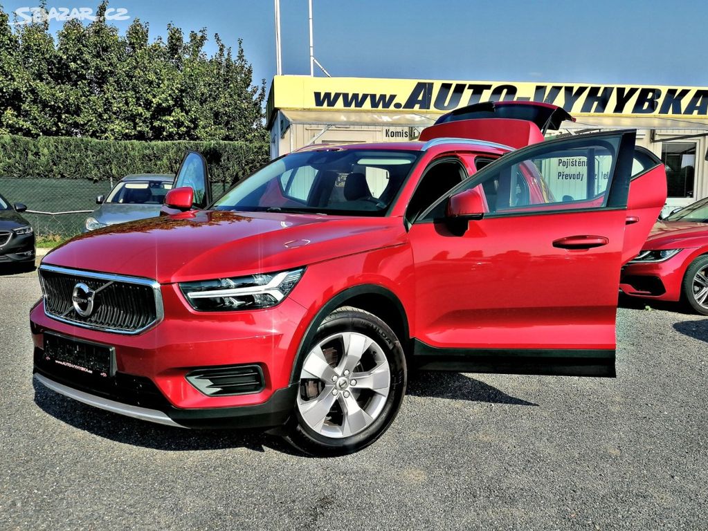 Volvo XC40, T3 120kW,LED,Výhřevy,Kůže