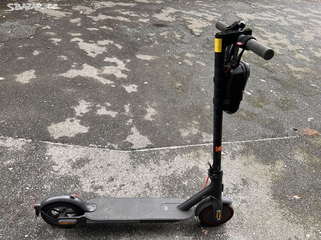 Xiaomi Mi Electric Scooter Pro 2