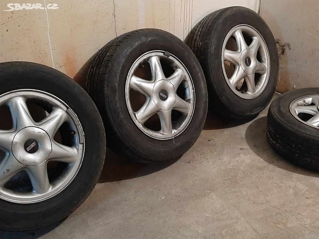 Alu kola 195/65 R 15 z Fiata