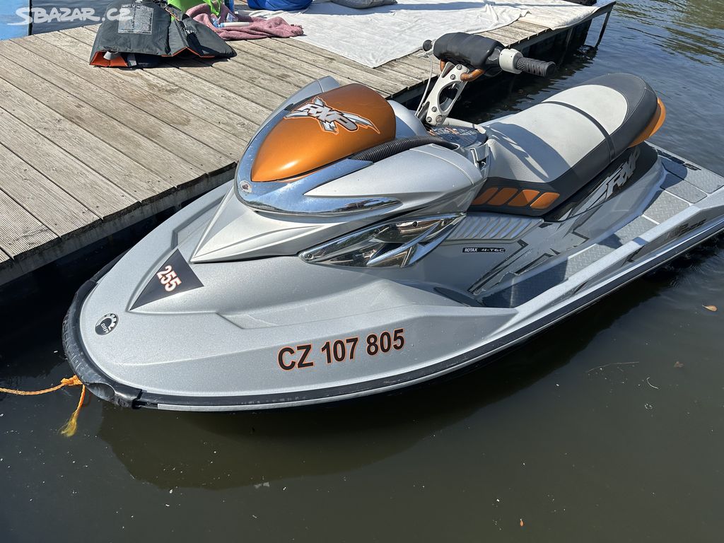 Vodni skutr SEA DOO RXP 255