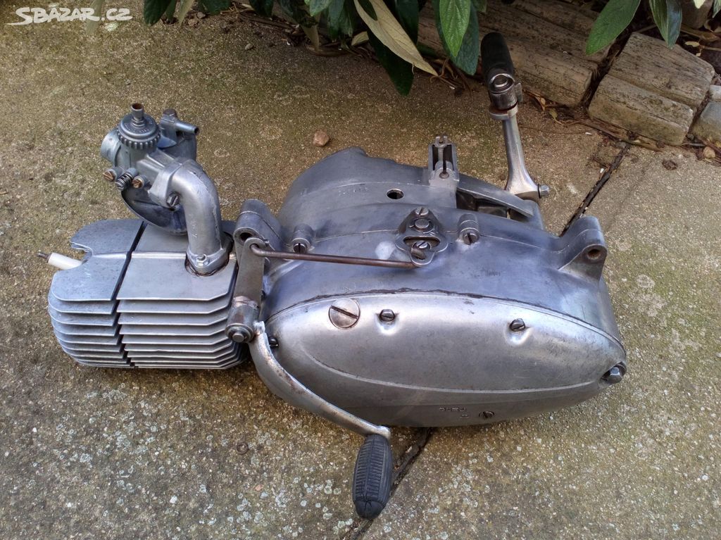 Motor Jawa Pionýr 50/20 1971 + ŠTÍTEK