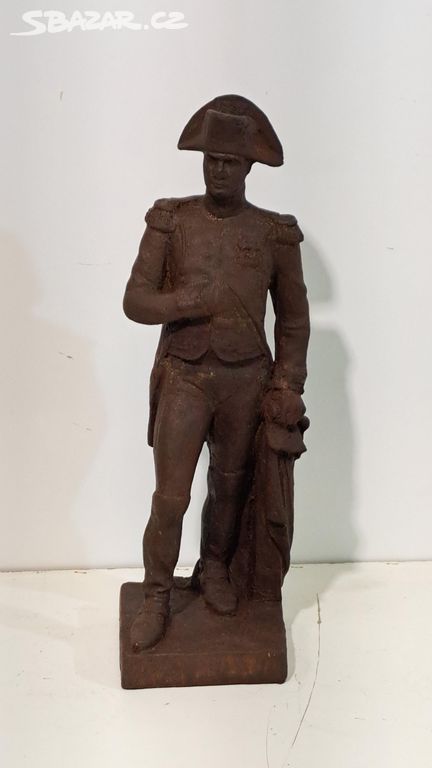 Velká litinová figura socha Napoleon 55 cm