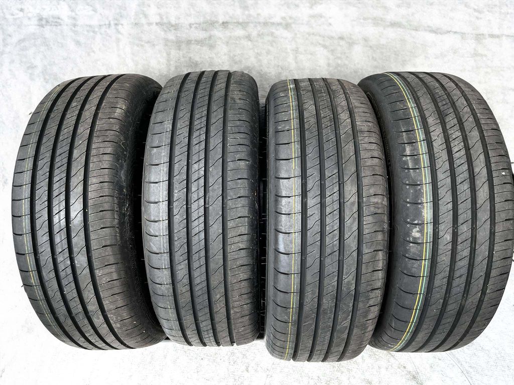 NOVÉ LETNÍ PNEU GOODYEAR EFFICIENTGRIP 215/55R18