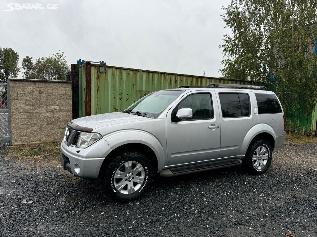 Nissan Pathfinder 2.5 dci automat 2009