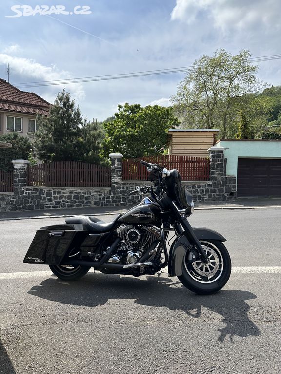 Harley Davidson FLHX Street Glide