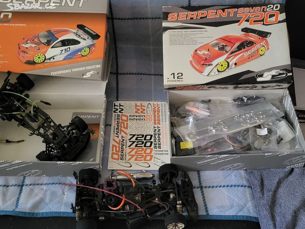 3x RC model spalovacího auta + (starter)