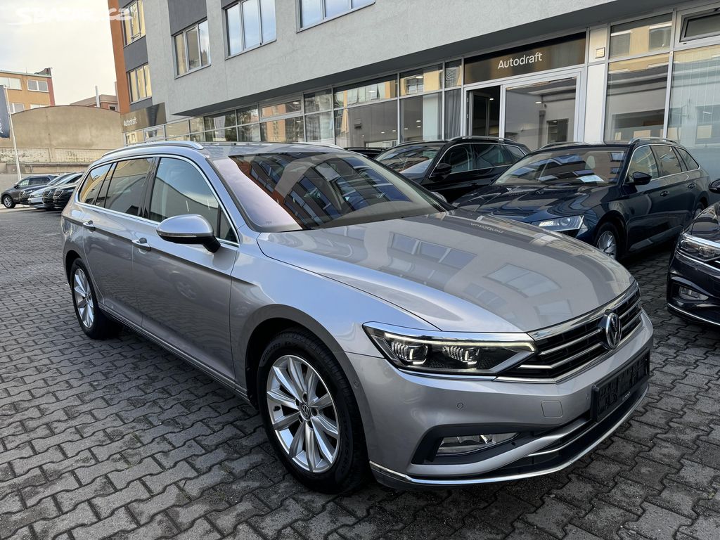 VW Passat B8 2.0TDI 140kW DSG Panorama Tažné 360°