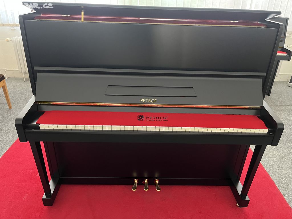 Piáno,pianino Petrof model 126