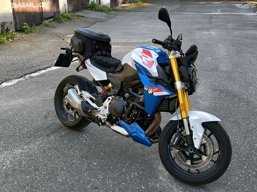 BMW F900R