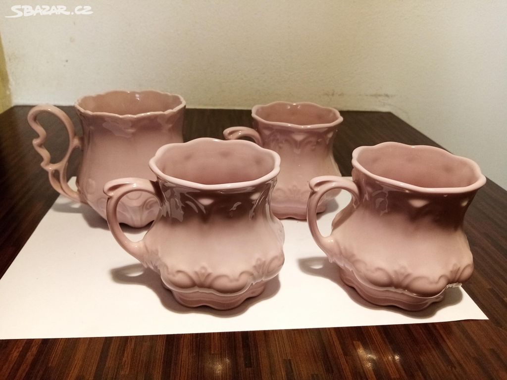 Hrnek MUŠLÁK růžový porcelán kus 149 kč