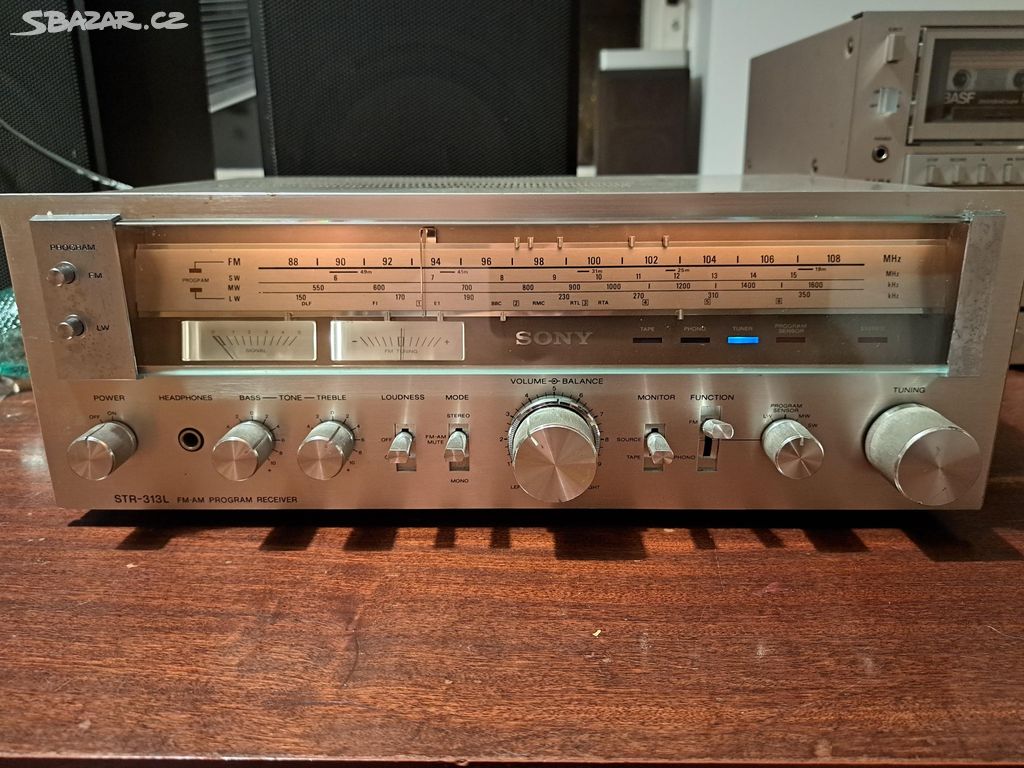 Receiver SONY STR-313 plně funkční