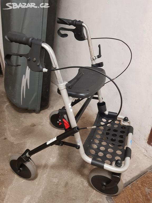 INVACARE PROFI skládací chodítko 130kg nosnost