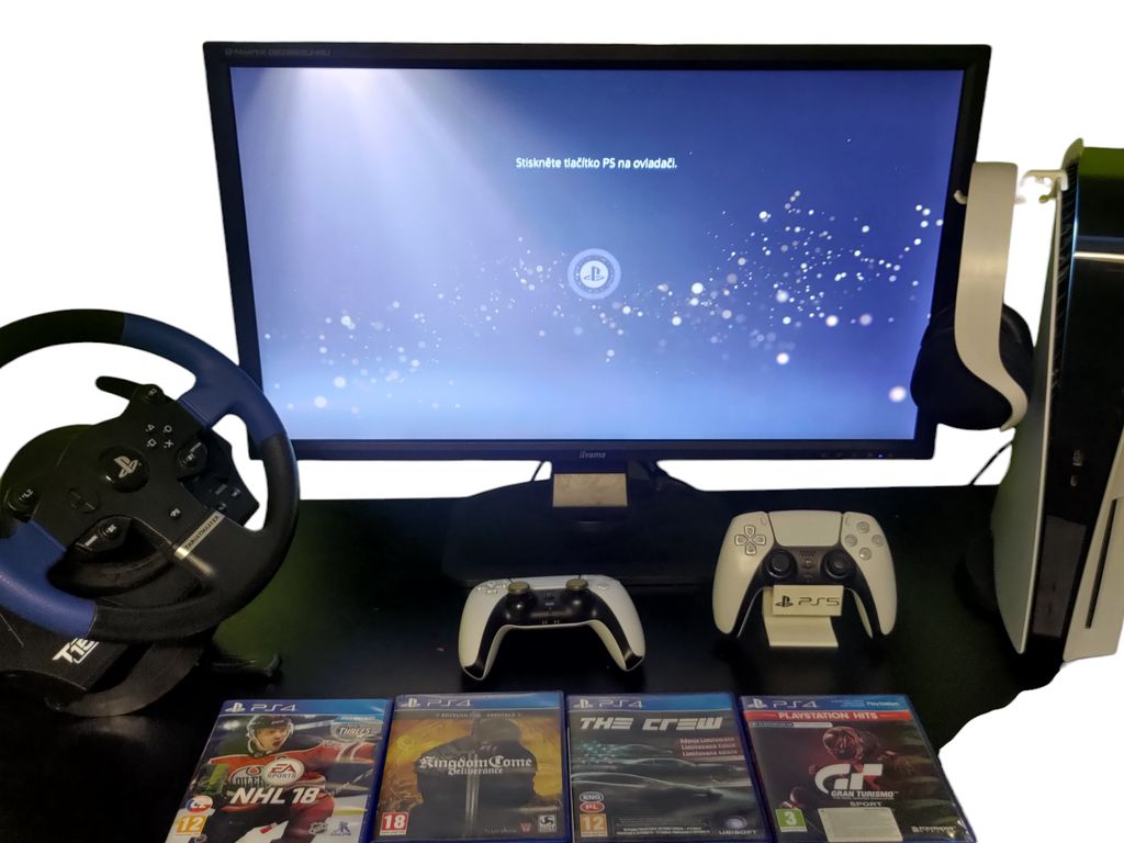 PS5,monitor 4K, volant,2x ovladač,4x hra,stojánky