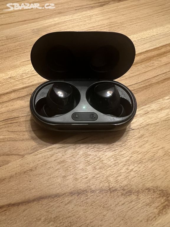 Bezdrátová sluchátka SAMSUNG Galaxy Buds+ černá