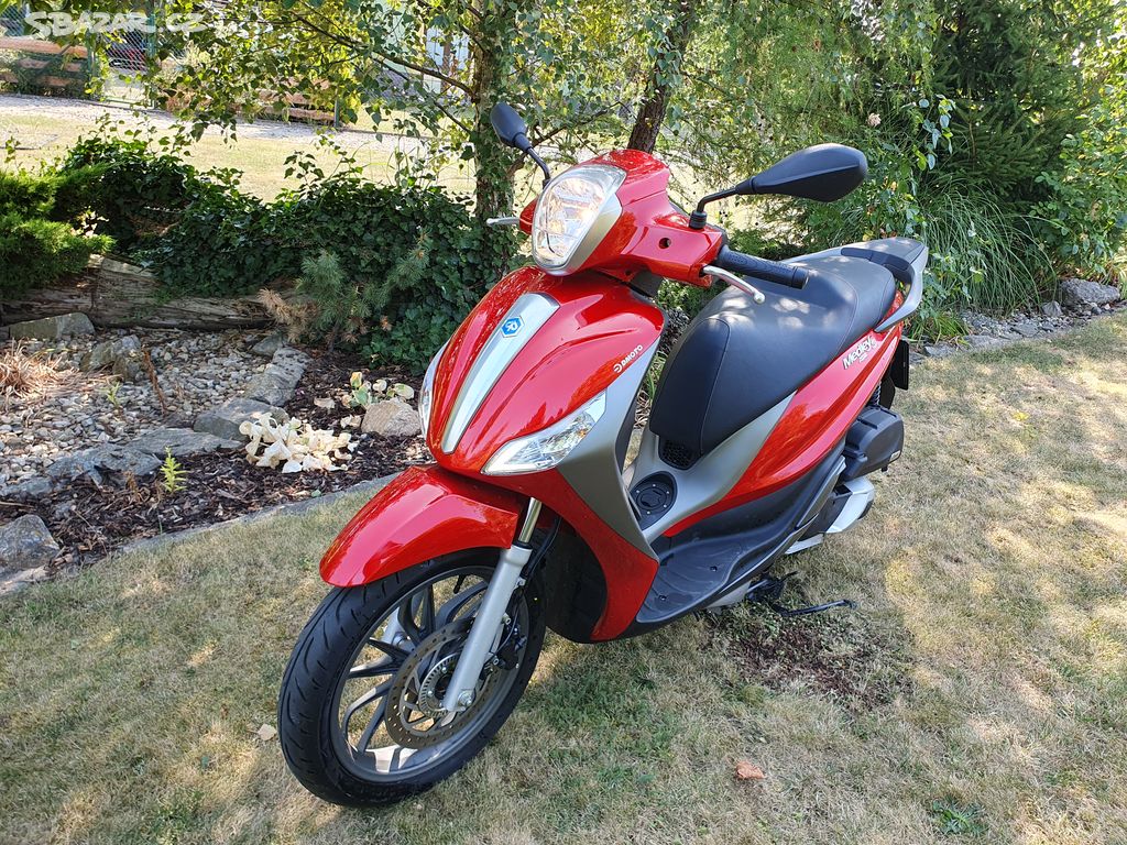 Piaggio Medley S 125 i-get ABS; nájezd 815 km