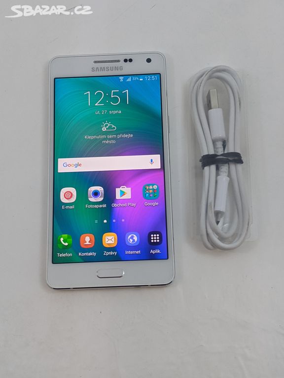 Samsung Galaxy A5 (2015) 16gb white.