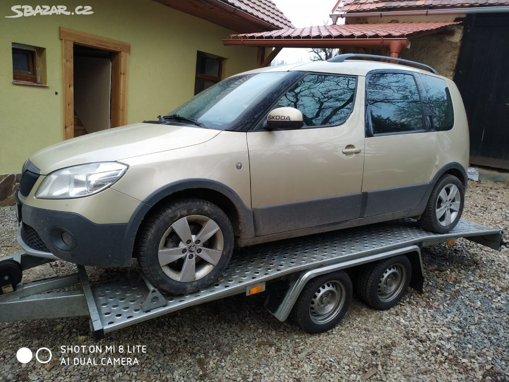 2011 Skoda Roomster Scout Stock Photo - Alamy