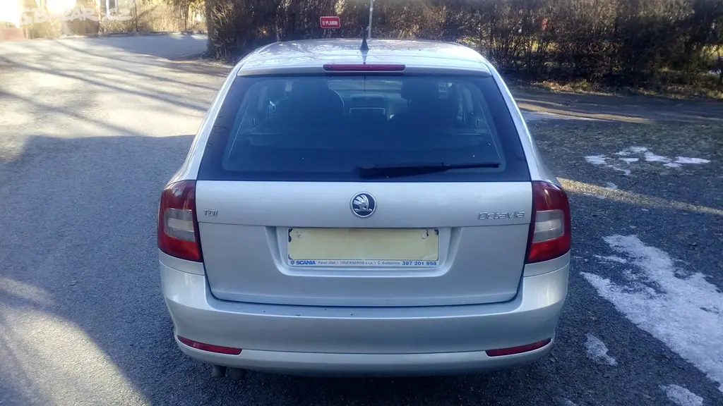 Škoda Octavia combi II 1.9 TDI 77 kW elegance-CZ - fotka 6