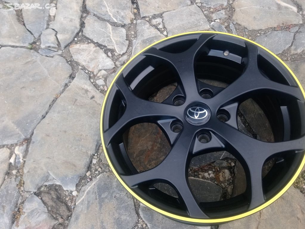 prodám nová al kola 17 5x114,3 na TOYOTA