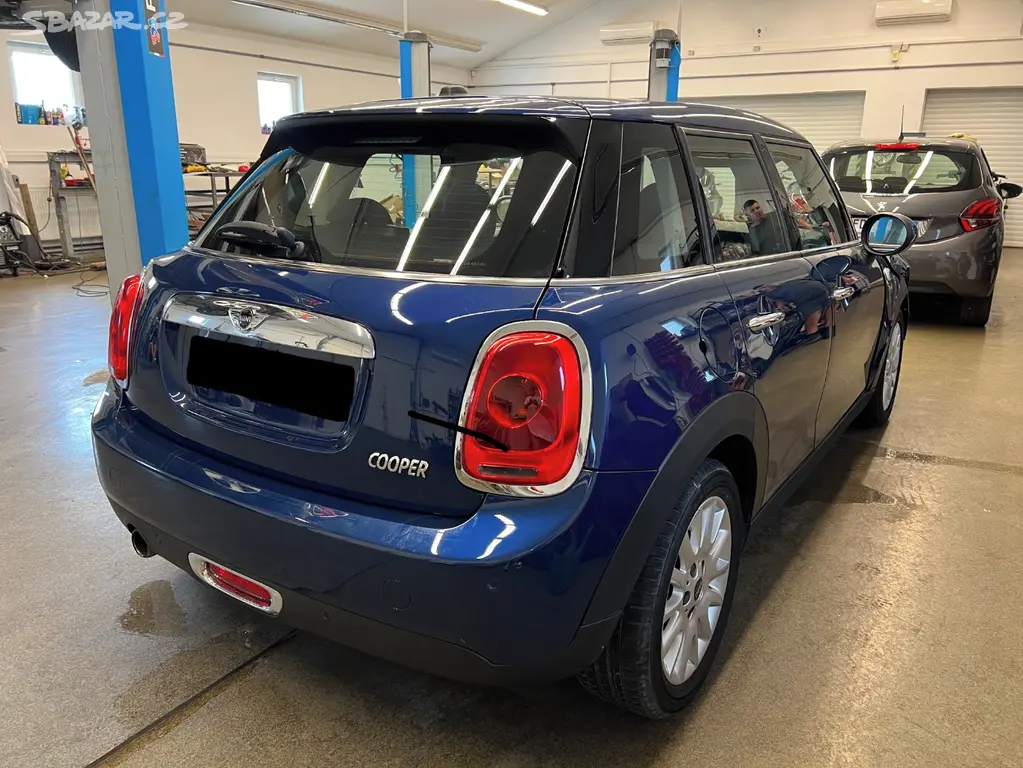 Mini Cooper 1.5T 100kW - fotka 6