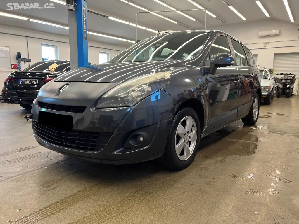 Renault Mégane Scenic 1.9 dCi 96kW - fotka 2