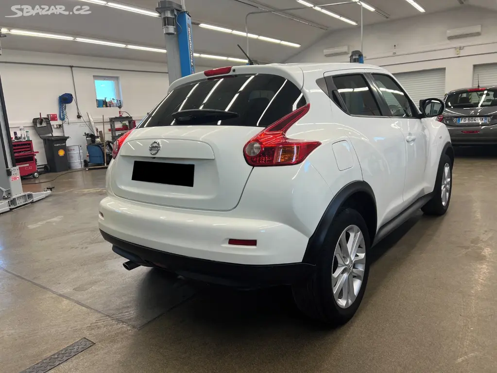 Nissan Juke 1.6i 86kW - fotka 6