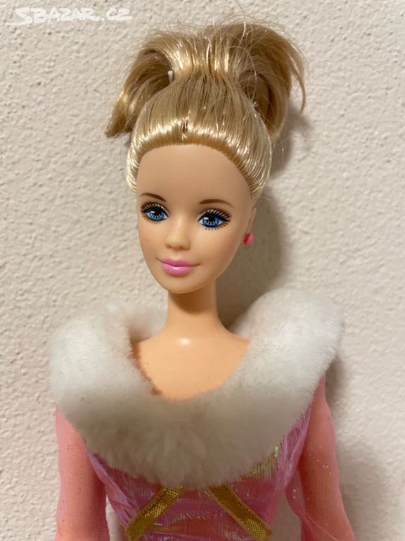 Jewel deals skating barbie