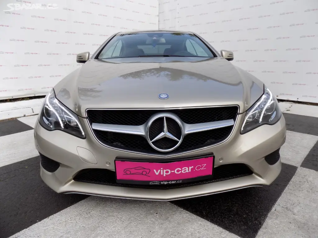 Mercedes-Benz Třídy E, 220d Coupé/Full-Led/NAVI/ - fotka 5