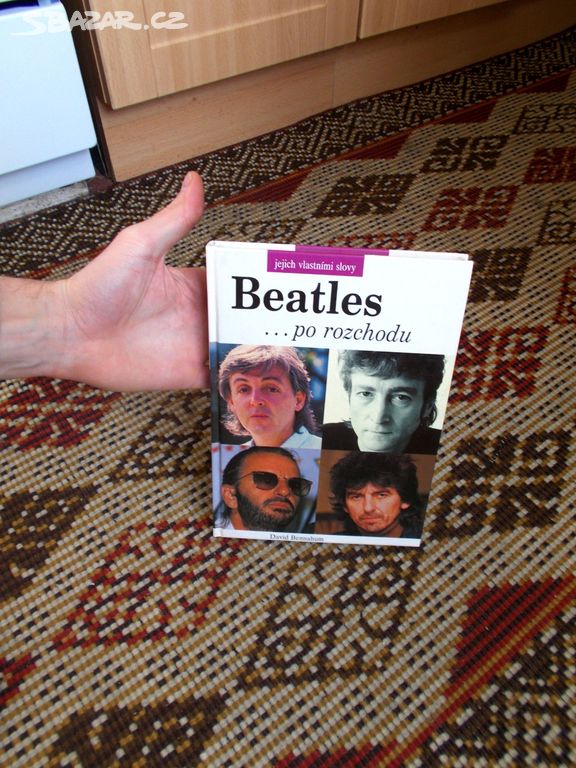 Kniha The Beatles ( rozfoceno 6 snímků )
