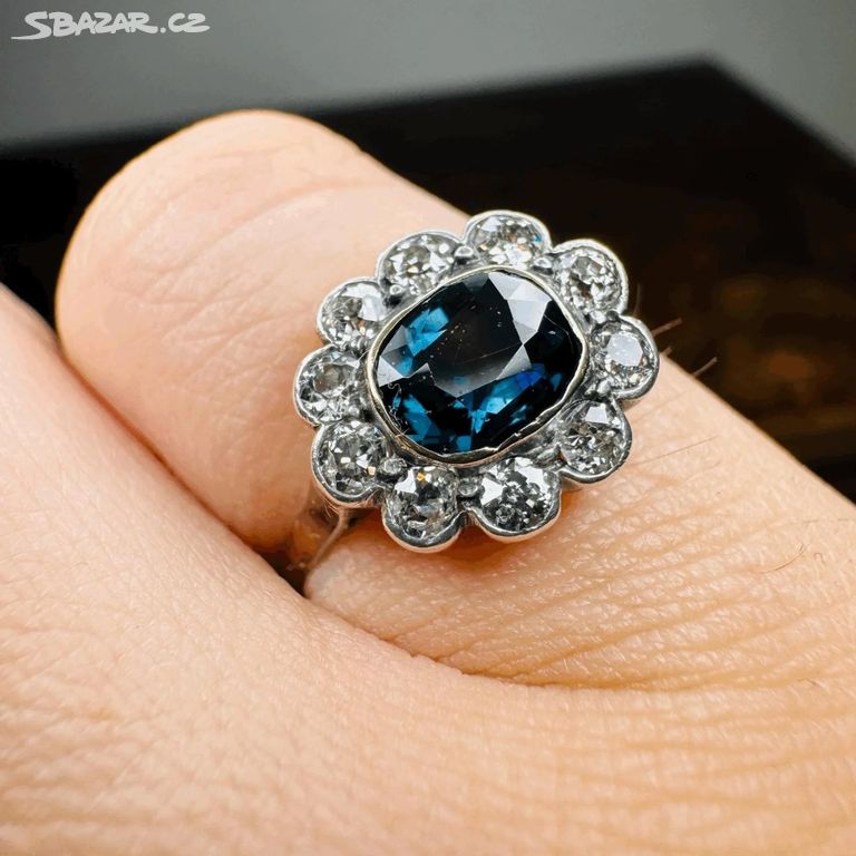 Art Deco prsten se safírem a diamanty