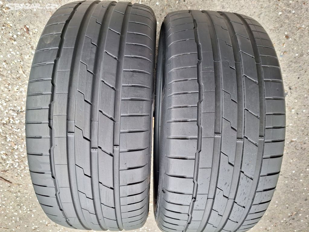 245 45 18 letní pneu R18 Hankook RSC