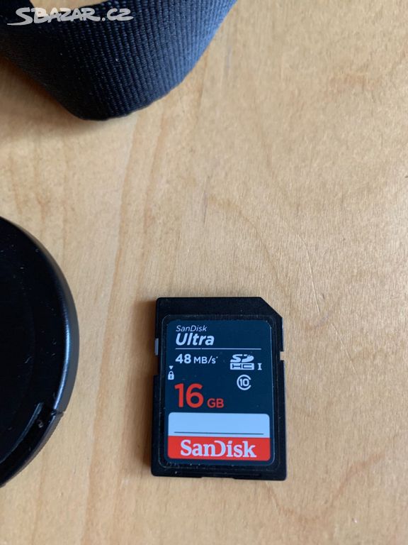 paměťová SD karta 16 GB
