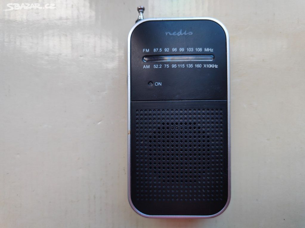 Rádio klasické přenosné,AM-FM tuner 2xAAA