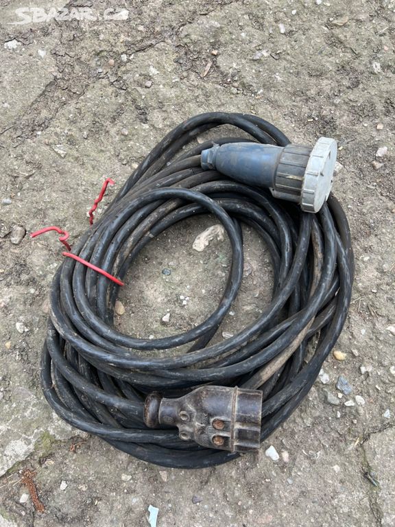 Prodlužovací kabel 380V