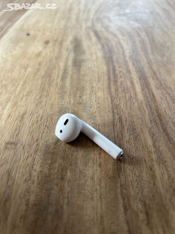 Prodám pravé sluchátko k Apple Airpods 2. generace