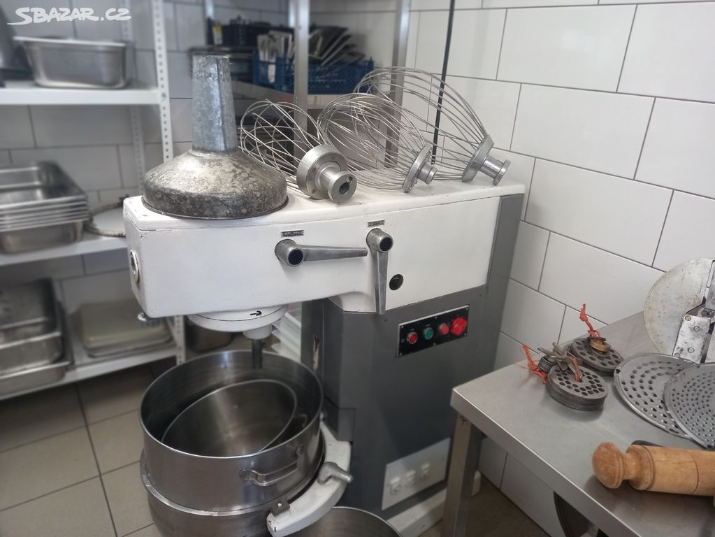 Kuchyňský robot ALBA - RE 22