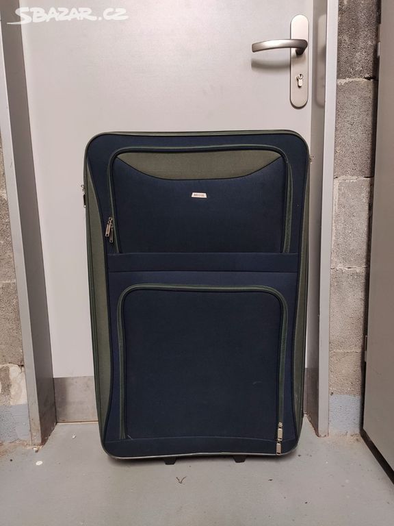 Velký cestovní látkový kufr +-100l