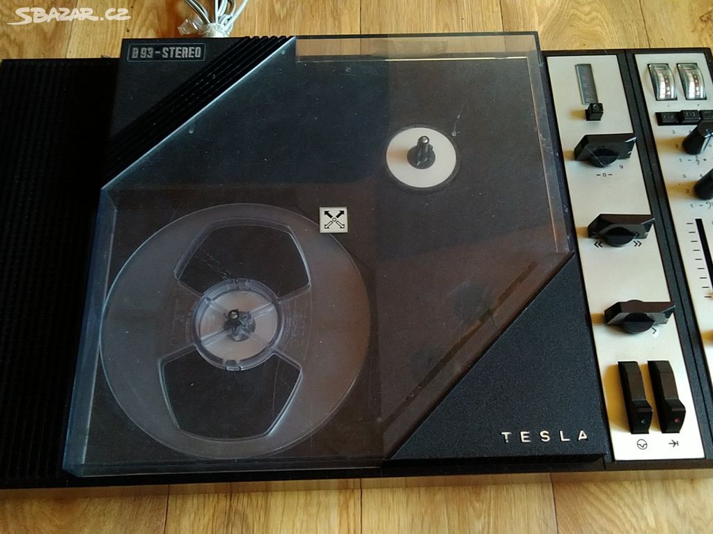 Magnetofon Tesla B93 STEREO